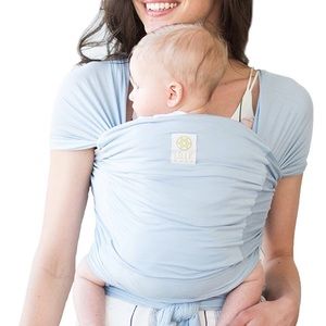 Lille Baby Baby Blue Wrap / New in box